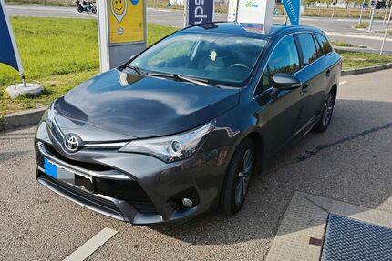 Toyota Avensis 165.000 km 10.699 &euro; Ostfildern 73760