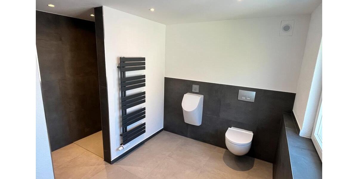 Etagenwohnung Nellingen - 3 Zimmer, 120 m&sup2;, 1.370&euro; | Angebot:25219823