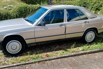 Mercedes-Benz 190 150.000 km 8.950 &euro; Rudersberg 73635
