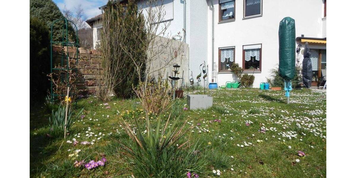 Reihenmittelhaus Süßen - 4 Zimmer, 91 m&sup2;, 345.000&euro; | Angebot:26018224