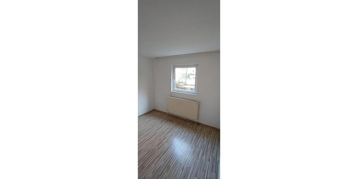 Etagenwohnung Esslingen am Neckar Pliensauvorstadt - 1 Zimmer, 28 m&sup2;, 510&euro; | Angebot:25931298