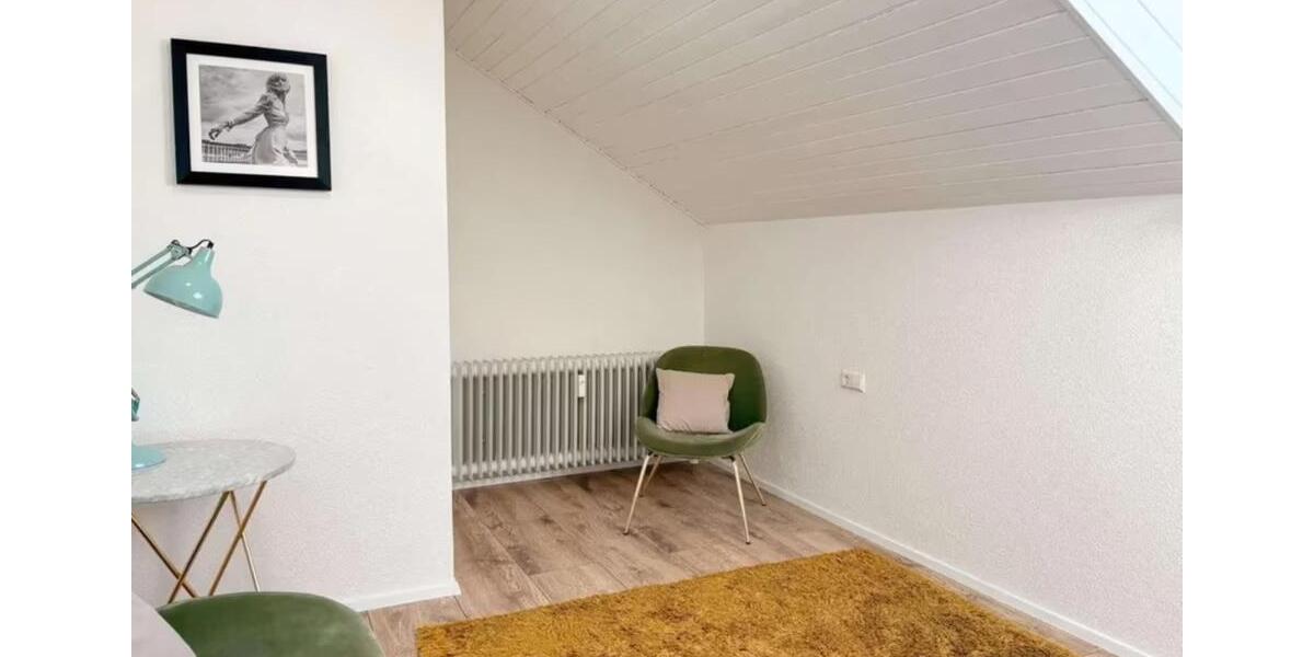Dachgeschoßwohnung Ottenbach - 4 Zimmer, 89 m&sup2;, 1.100&euro; | Angebot:25436755