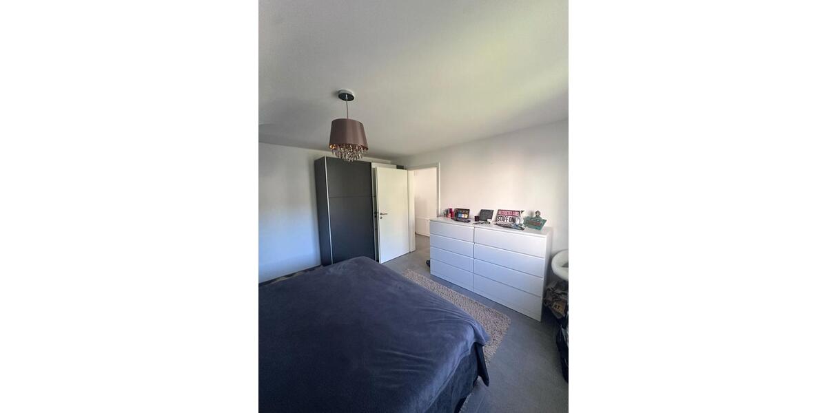 Etagenwohnung Esslingen am Neckar Hegensberg - 3 Zimmer, 75 m&sup2;, 1.250&euro; | Angebot:25419419