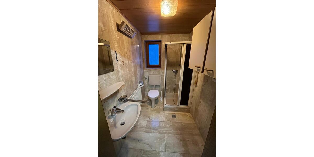 Einfamilienhaus Bad Ditzenbach - 4 Zimmer, 100 m&sup2;, 1.000&euro; | Angebot:24705442