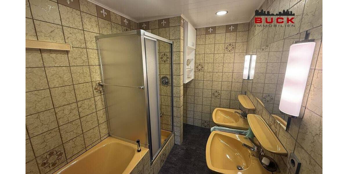 Etagenwohnung Bad Überkingen - 4 Zimmer, 108 m&sup2;, 219.000&euro; | Angebot:26080807