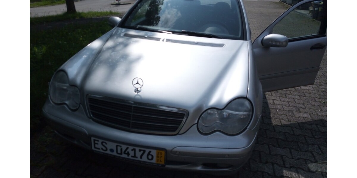 Mercedes-Benz 200 177.000 km 1.800 &euro; Lenningen 73252