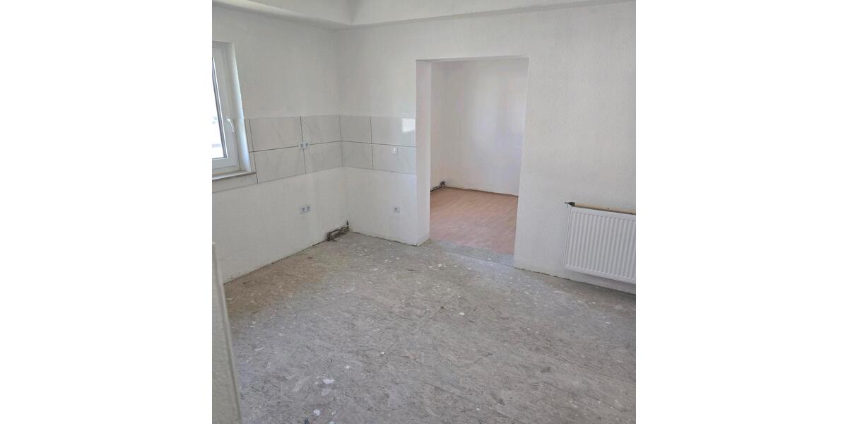 Etagenwohnung Lonsee - 6 Zimmer, 140 m&sup2;, 1.300&euro; | Angebot:26665993