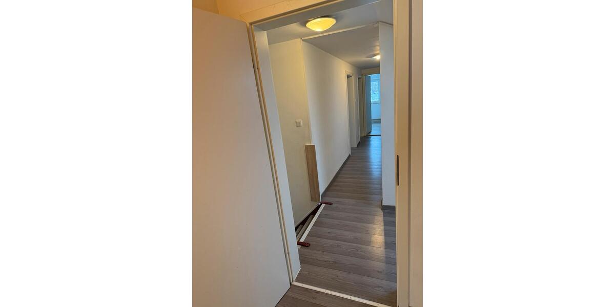 Dachgeschoßwohnung Mühlhausen im Täle - 4 Zimmer, 80 m&sup2;, 900&euro; | Angebot:25100862