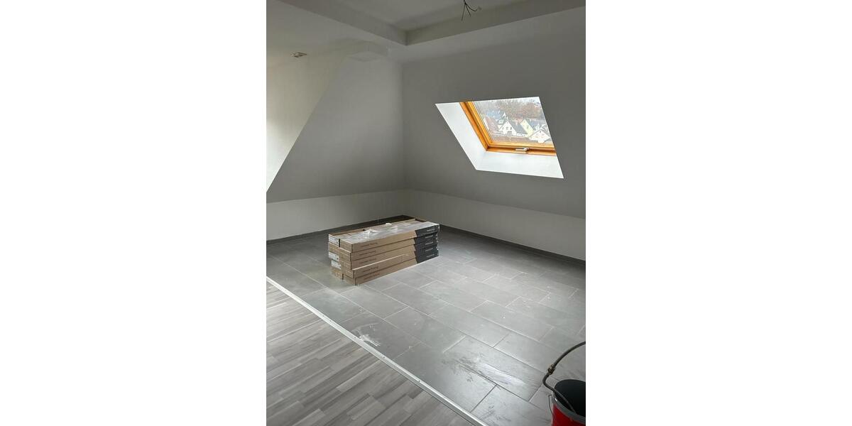 Dachgeschoßwohnung Schwäbisch Gmünd - 3 Zimmer, 67 m&sup2;, 750&euro; | Angebot:25498324