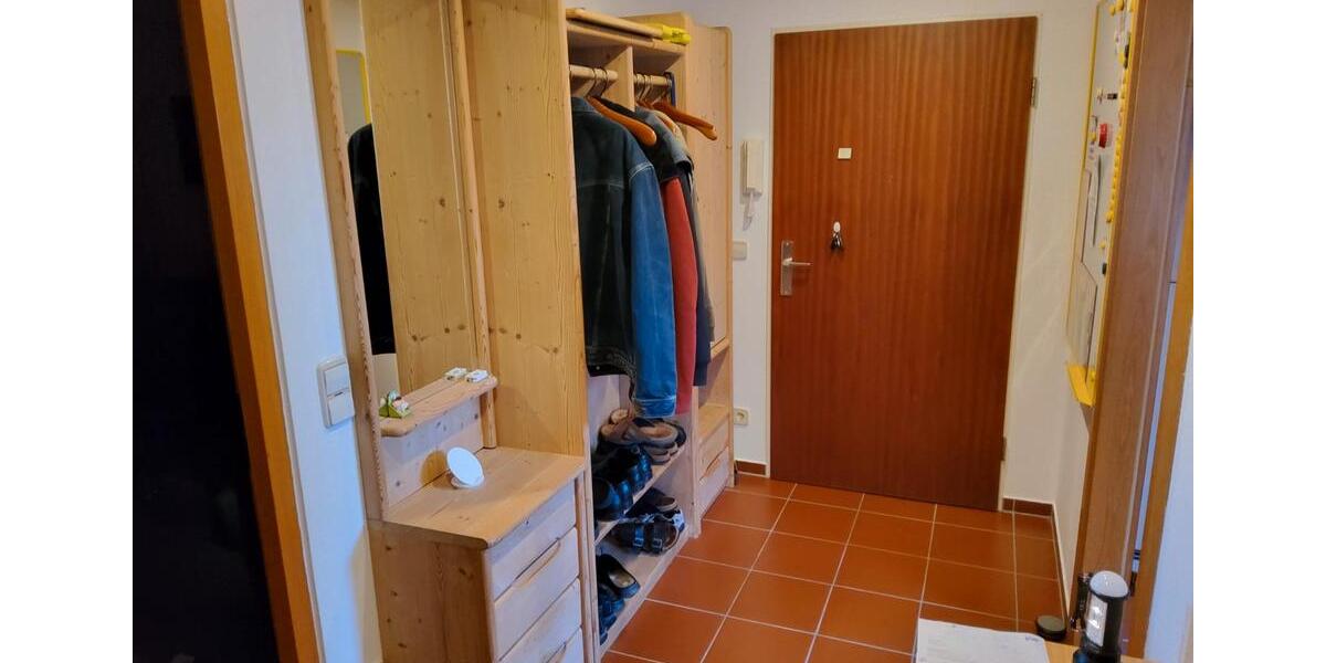 Dachgeschoßwohnung Bad Boll - 3 Zimmer, 76 m&sup2;, 325.000&euro; | Angebot:26073214