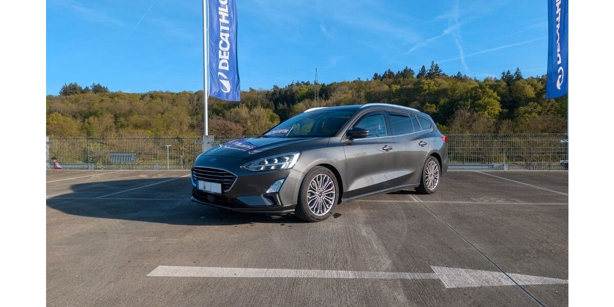 Ford Focus 99.800 km 16.490 &euro; Reichenbach an der Fils 73262