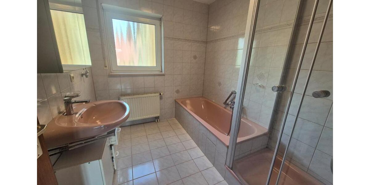 Etagenwohnung Essingen - 2.5 Zimmer, 66 m&sup2;, 235.000&euro; | Angebot:26846061