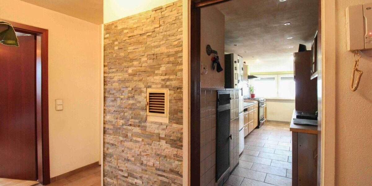 Etagenwohnung Schorndorf - 4 Zimmer, 81 m&sup2;, 265.000&euro; | Angebot:25747391