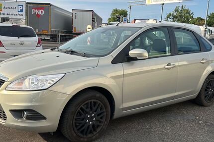 Ford Focus 76.000 km 5.999 &euro; Ostfildern 73760