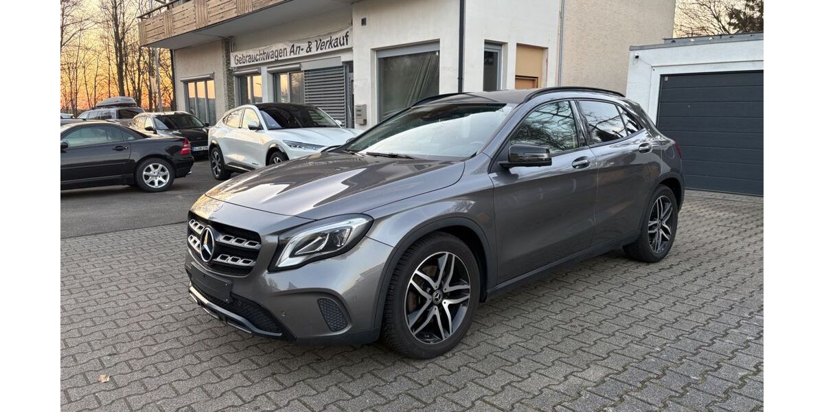 Mercedes-Benz GLA 220 143.000 km 16.900 &euro; Uhingen-Holzhausen 73066