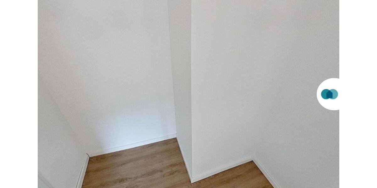 Dachgeschoßwohnung Geislingen an der Steige - 3 Zimmer, 96 m&sup2;, 1.100&euro; | Angebot:24598650