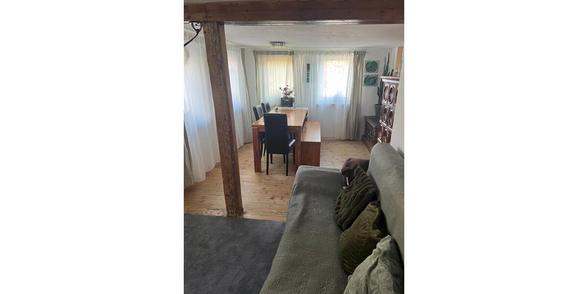 Etagenwohnung Laichingen - 4 Zimmer, 80 m&sup2;, 500&euro; | Angebot:25842337