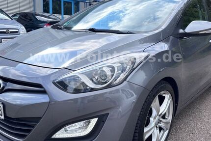 Hyundai i30 122.000 km 8.900 &euro; Essingen 73457