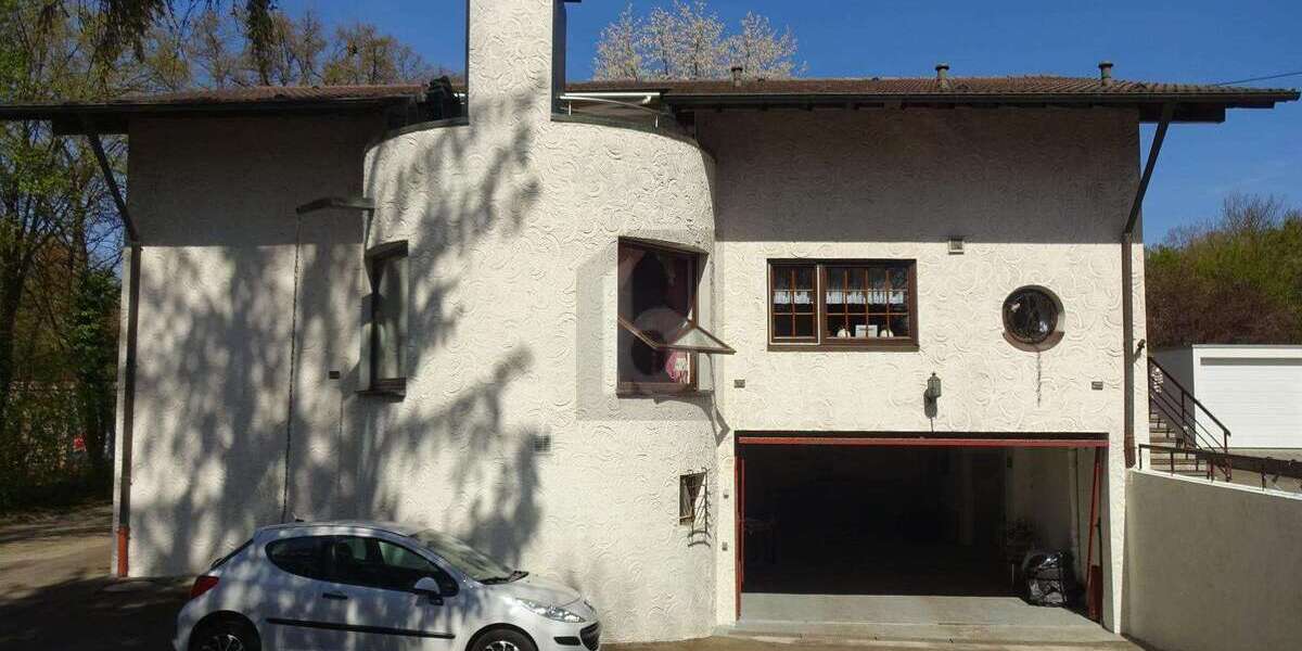 Einfamilienhaus Kirchheim unter Teck - 10 Zimmer, 385 m&sup2;, 890.000&euro; | Angebot:25628828