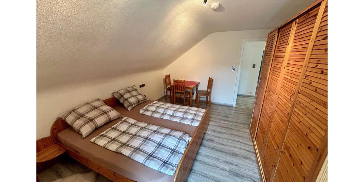 Dachgeschoßwohnung Bad Urach - 2.5 Zimmer, 41 m&sup2;, 135.246&euro; | Angebot:25854278