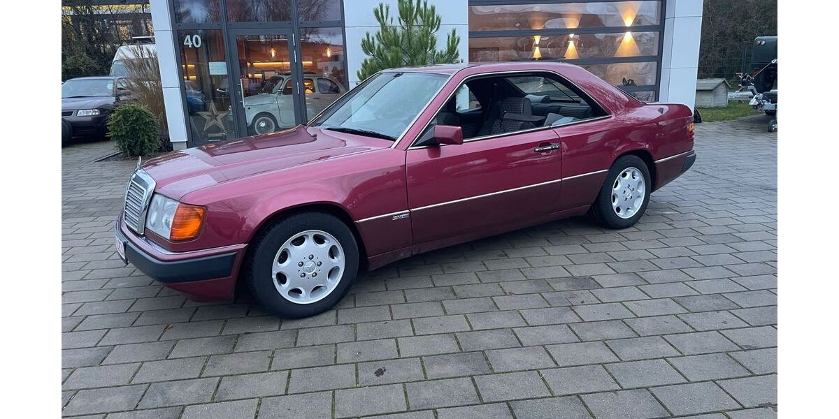 Mercedes-Benz 230 343.700 km 7.500 &euro; Urbach (30km östlich von Stuttgart) 73660
