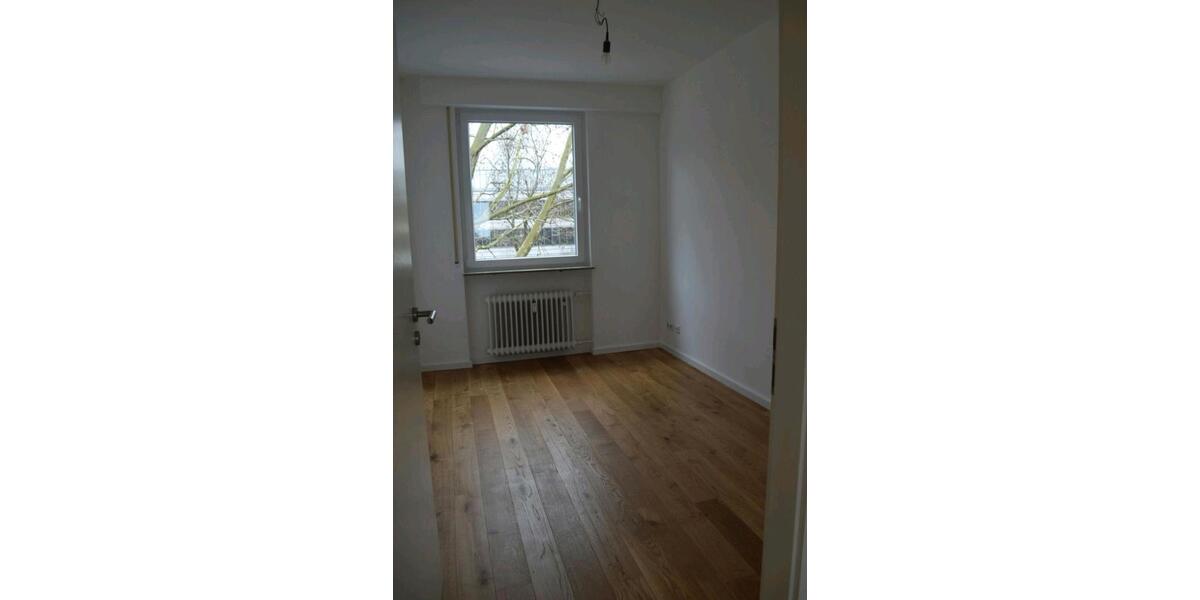 Etagenwohnung Waiblingen - 4 Zimmer, 100 m&sup2;, 450.000&euro; | Angebot:25904321