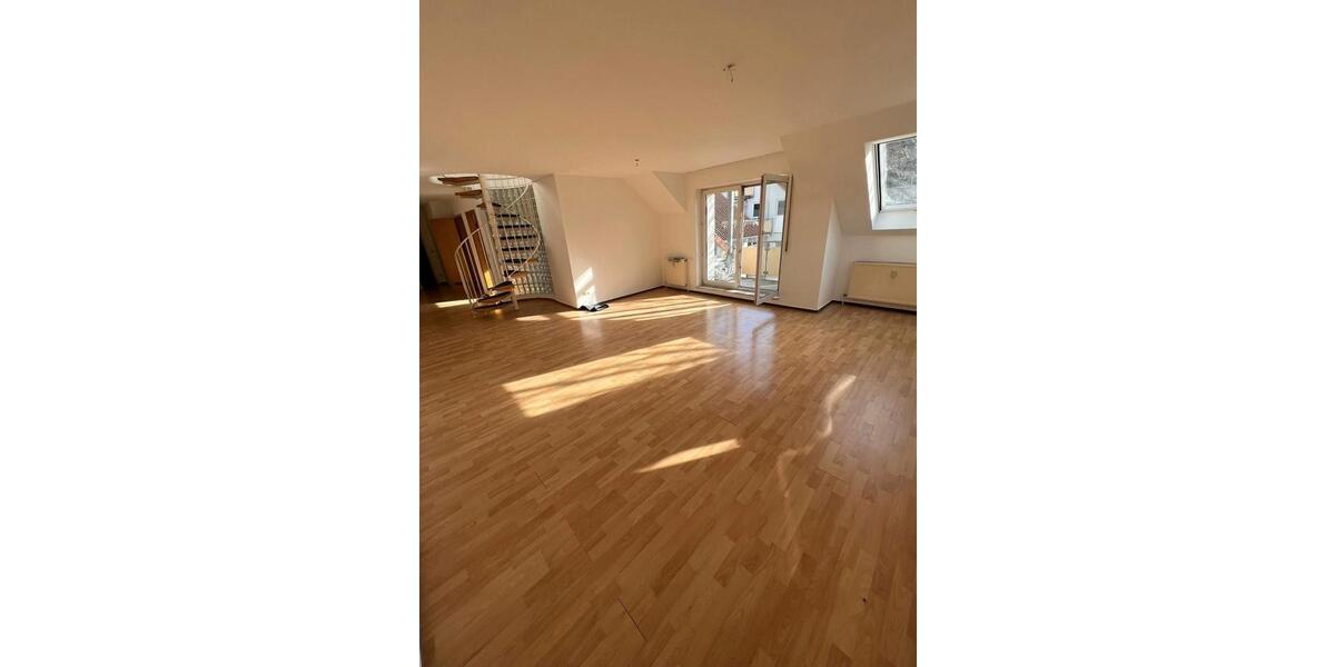 Maisonettenwohnung Göppingen - 3.5 Zimmer, 94 m&sup2;, 1.050&euro; | Angebot:25138385