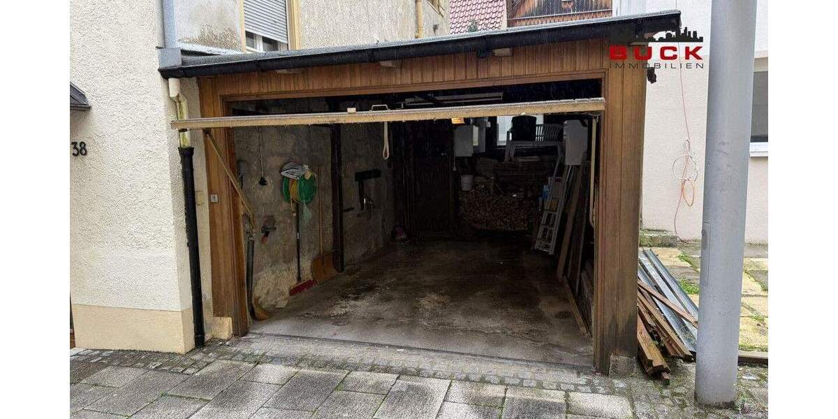 Einfamilienhaus Geislingen an der Steige Geislingen - 8 Zimmer, 133 m&sup2;, 180.000&euro; | Angebot:25696263