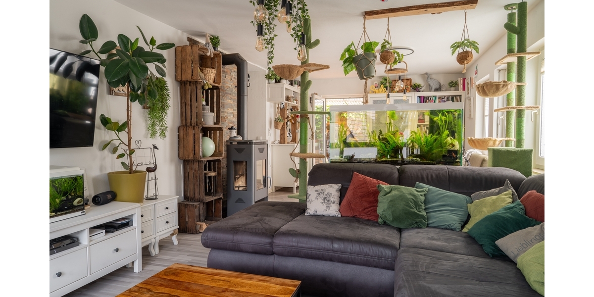 Großzügige Eckterrasse, Kamin & ruhiges Wohnen im 3-Familienhaus - 3.5 Remshalden | Angebot:27512031