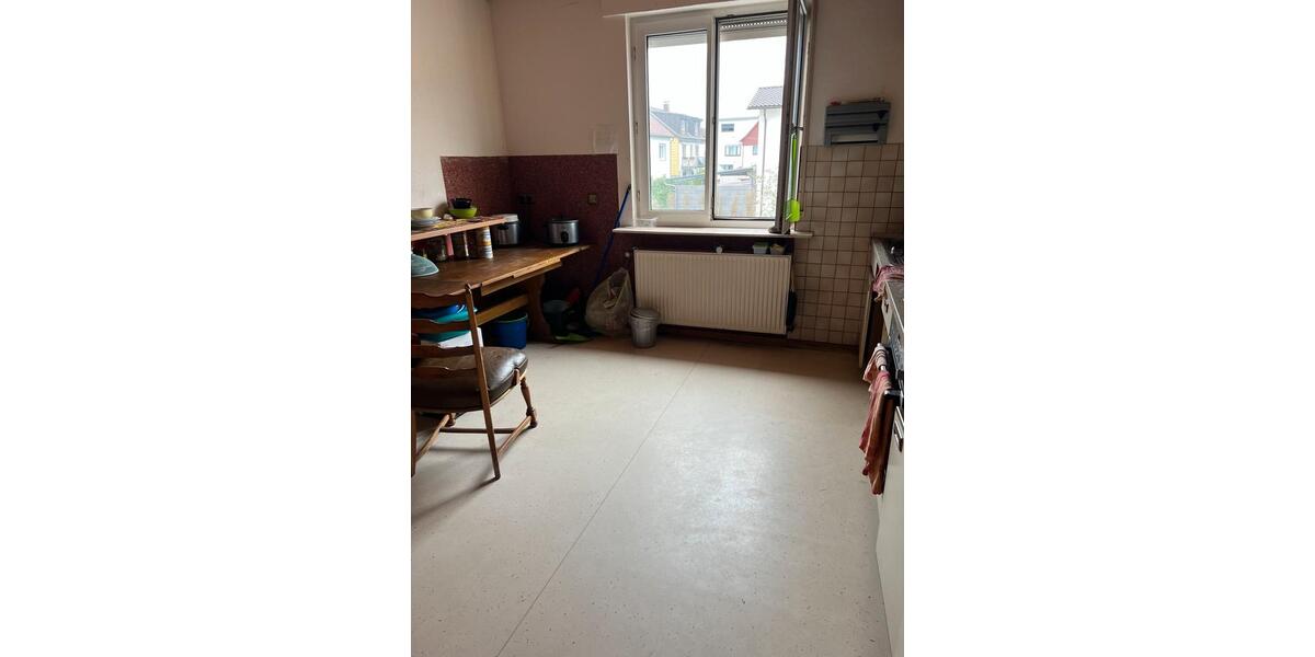 Etagenwohnung Eislingen (Fils) - 4 Zimmer, 110 m&sup2;, 1.500&euro; | Angebot:26018607