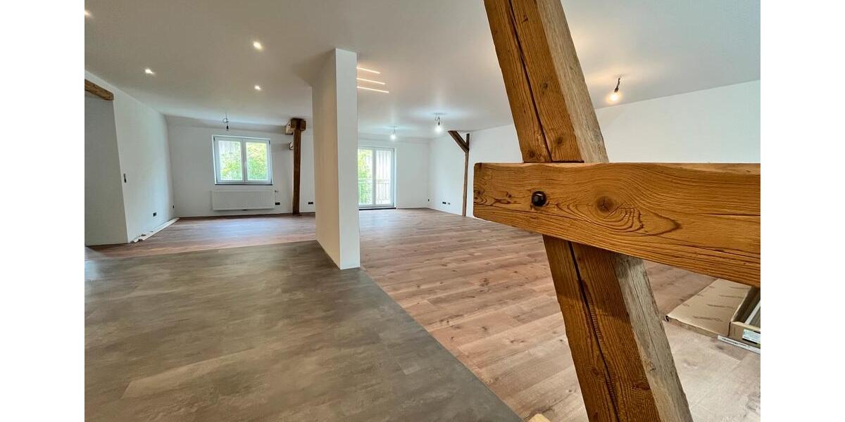 Etagenwohnung Nellingen - 3 Zimmer, 120 m&sup2;, 1.370&euro; | Angebot:25219823