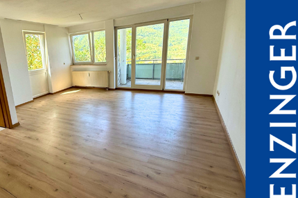 Wohnung Bad Urach - 3 Zimmer, 83 m&sup2;, 850&euro; | Angebot:26059822
