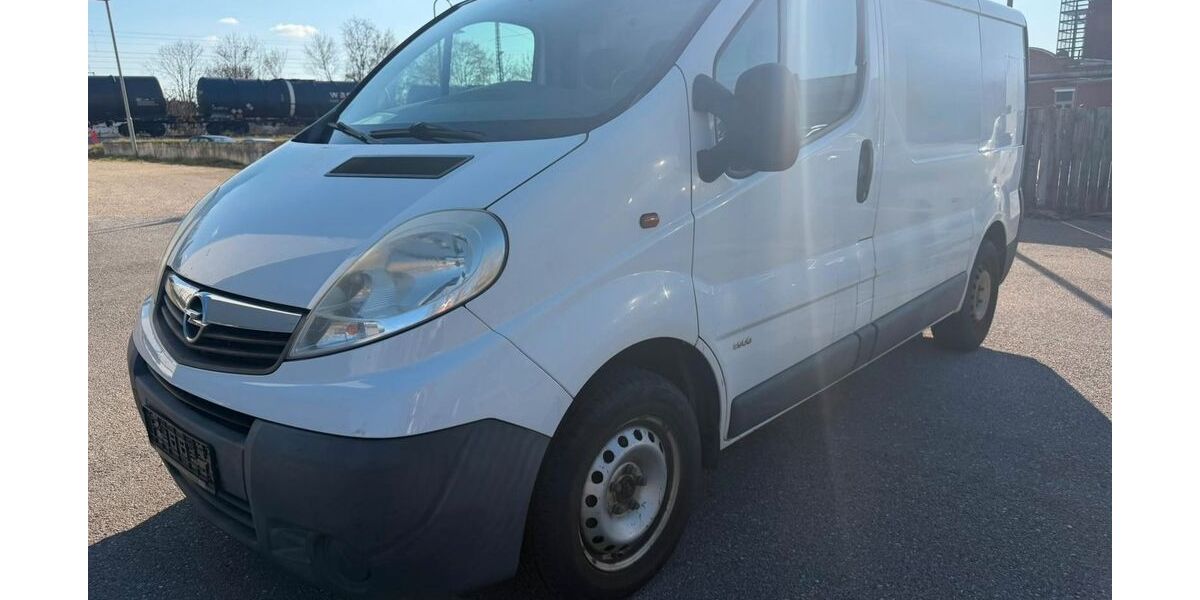Opel Vivaro 150.300 km 1.990 &euro; Göppingen 73037