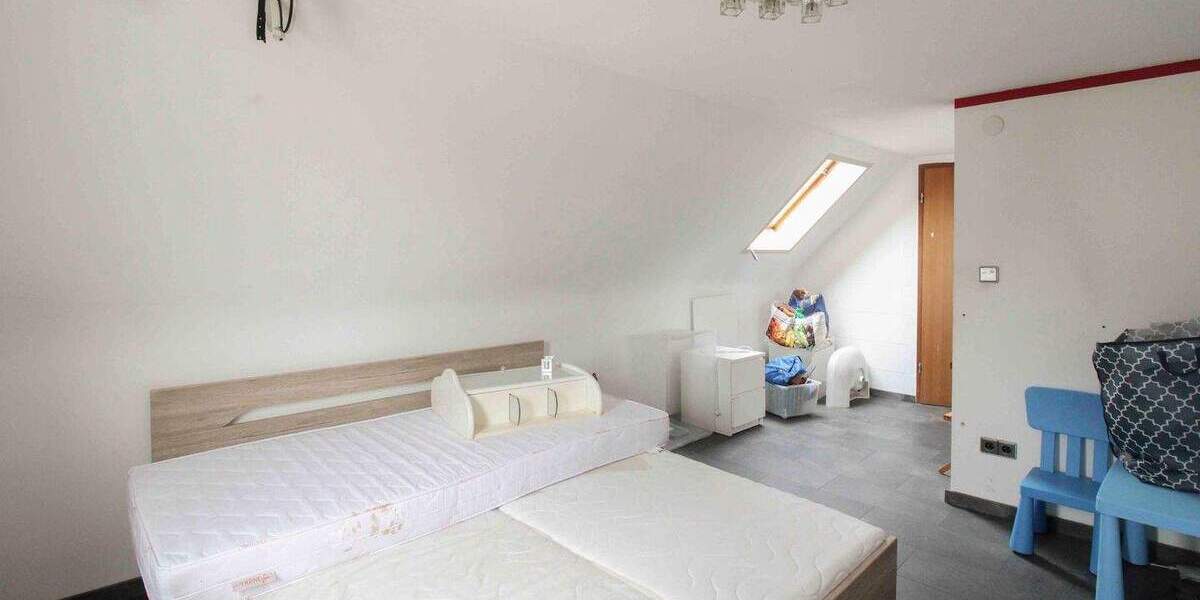 Einfamilienhaus Schorndorf - 4 Zimmer, 265.000&euro; | Angebot:25715088