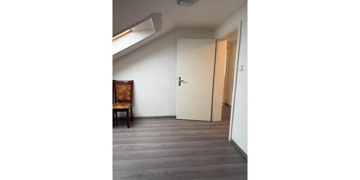 Dachgeschoßwohnung Mühlhausen im Täle - 4 Zimmer, 80 m&sup2;, 900&euro; | Angebot:25100862