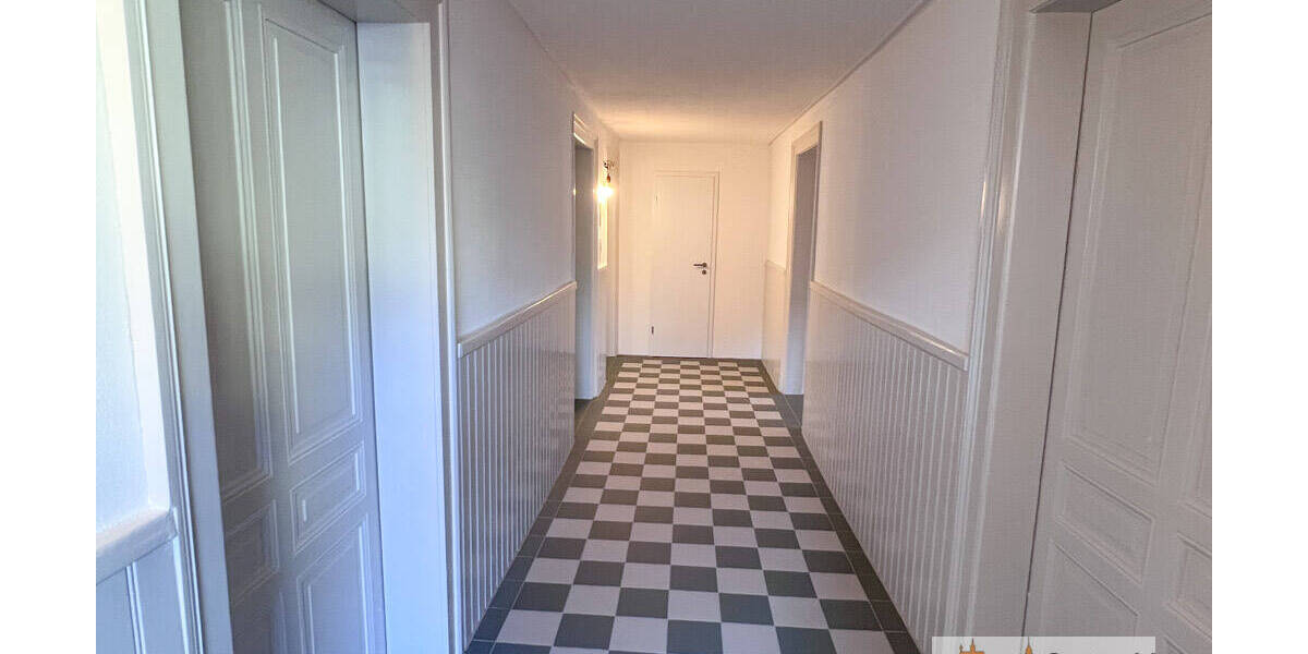 Etagenwohnung Esslingen Stadtmitte - 3 Zimmer, 80 m&sup2;, 980&euro; | Angebot:26038217
