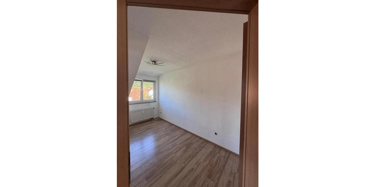 Etagenwohnung Schorndorf - 3 Zimmer, 80 m&sup2;, 285.000&euro; | Angebot:25641426