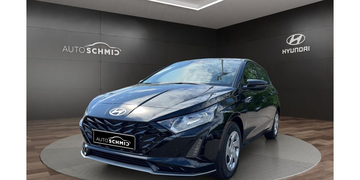 Hyundai i20 9.398 km 18.390 &euro; Geislingen 73312