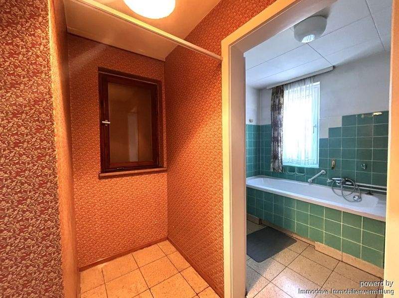 Etagenwohnung Laichingen-Feldstetten Feldstetten - 9 Zimmer, 168 m&sup2;, 249.000&euro; | Angebot:25672484