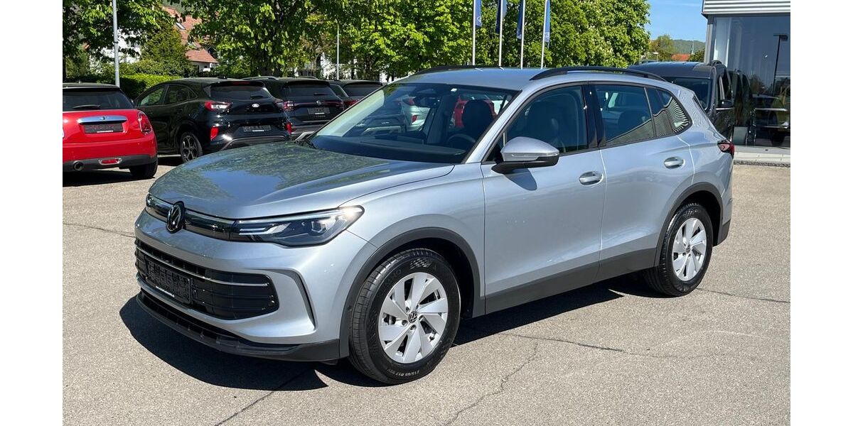 VW Tiguan 24.000 km 33.700 &euro; Dettingen/Erms 72581