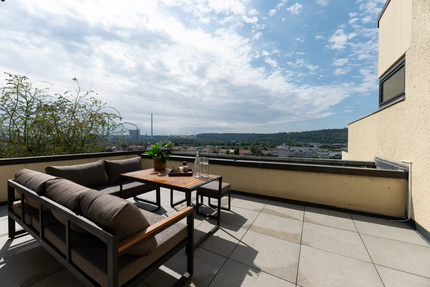Wohnen mit Ausblick - Modernisierte 2,5-Zimmer Wohnung mit zwei Terrassen in Esslingen - Wohnung Esslingen am Neckar Oberesslingen | Angebot:27504263