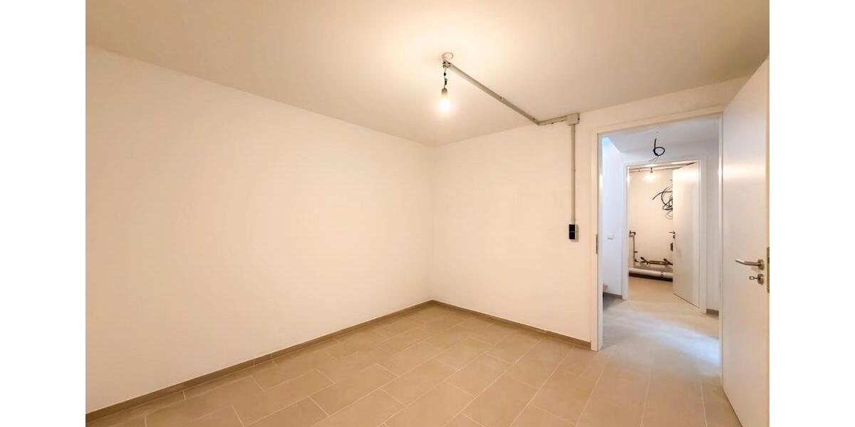Reihenhaus Nürtingen - 4.5 Zimmer, 152 m&sup2;, 3.060&euro; | Angebot:27620282