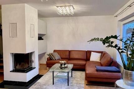 Haus Weinstadt - 8.5 Zimmer, 247 m&sup2;, 1.120.000&euro; | Angebot:25612294