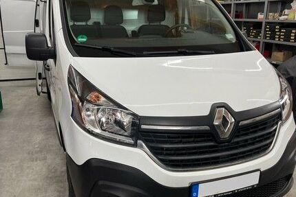Renault Trafic 106.000 km 14.900 &euro; Heroldstatt 72535