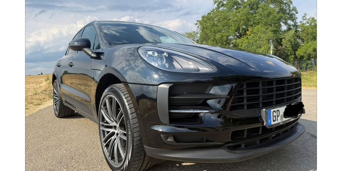 Porsche Macan 181.499 km 32.980 &euro; Börtlingen 73104