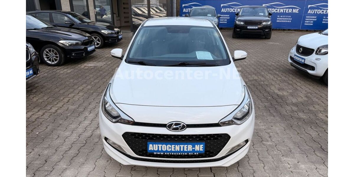 Hyundai i20 76.500 km 8.500 &euro; Kirchheim Unter Teck 73230