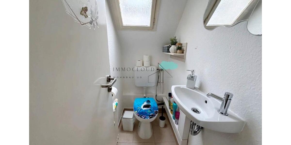 Dachgeschoßwohnung Esslingen am Neckar Brühl - 3 Zimmer, 61 m&sup2;, 199.999&euro; | Angebot:26380772