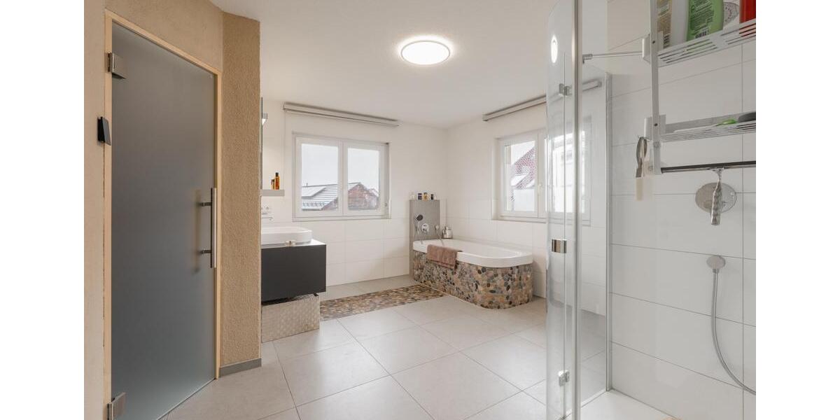 Einfamilienhaus Göggingen - 5.5 Zimmer, 194 m&sup2;, 780.000&euro; | Angebot:27083431