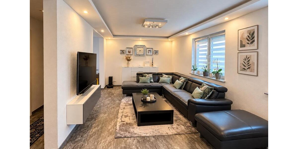 Doppelhaushälfte Schwaikheim - 8 Zimmer, 160 m&sup2;, 669.000&euro; | Angebot:27598082