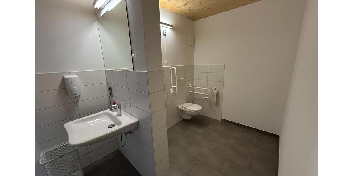 Gewerbeobjekt Böhmenkirch - 1.980&euro; | Angebot:25618930